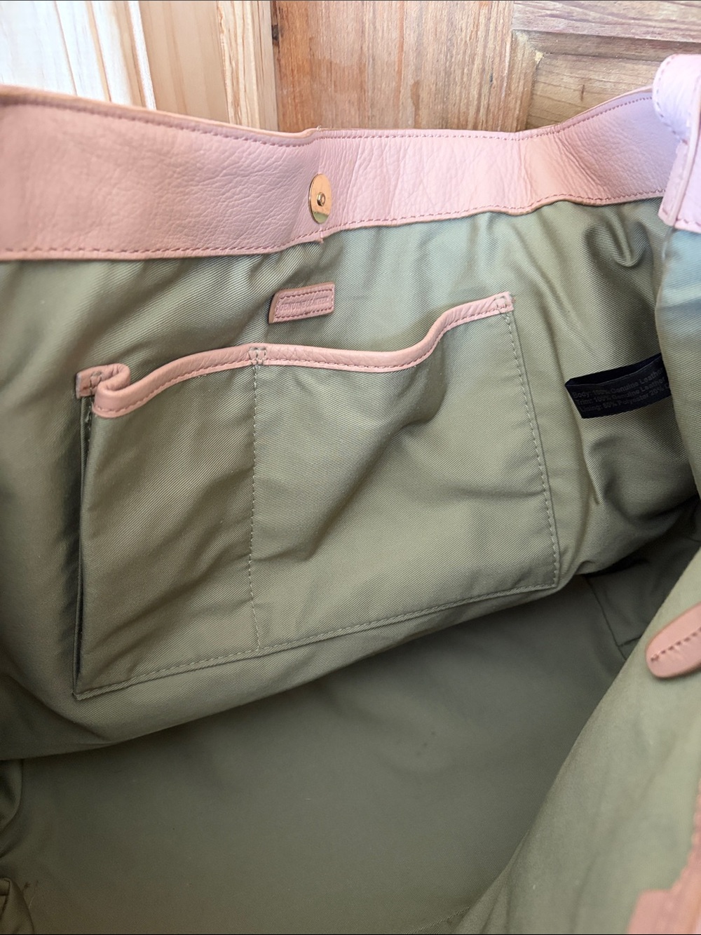 G.I.L.I. Pink Leather Hobo Bag with Crossbody Strap - Picture 7 of 10
